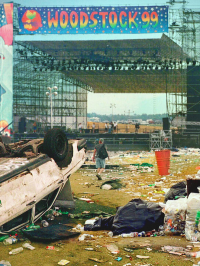 voir Chaos d'anthologie : Woodstock 99 saison 1 épisode 1
